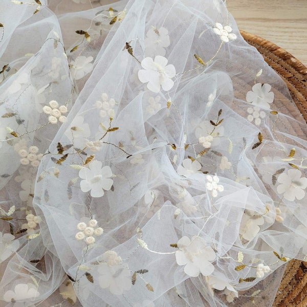 Pehme&auml; kukkatylli, shamppanja