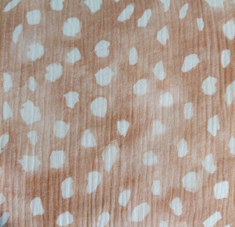 Bambin pilkut, latte, double gauze harsokangas