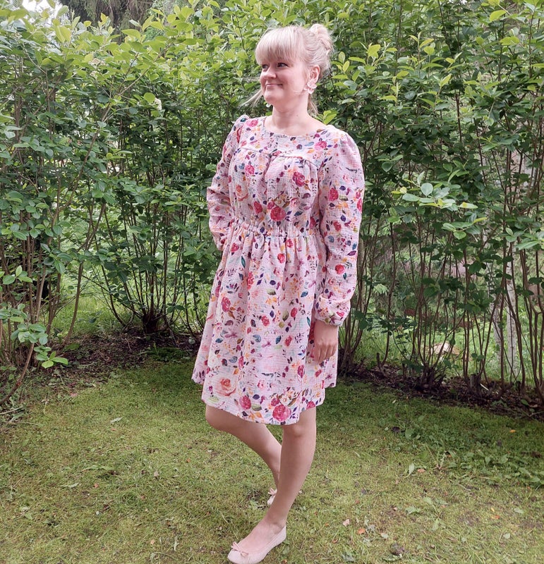 Lemmikki naisten mekko ja paita PDF-KAAVA