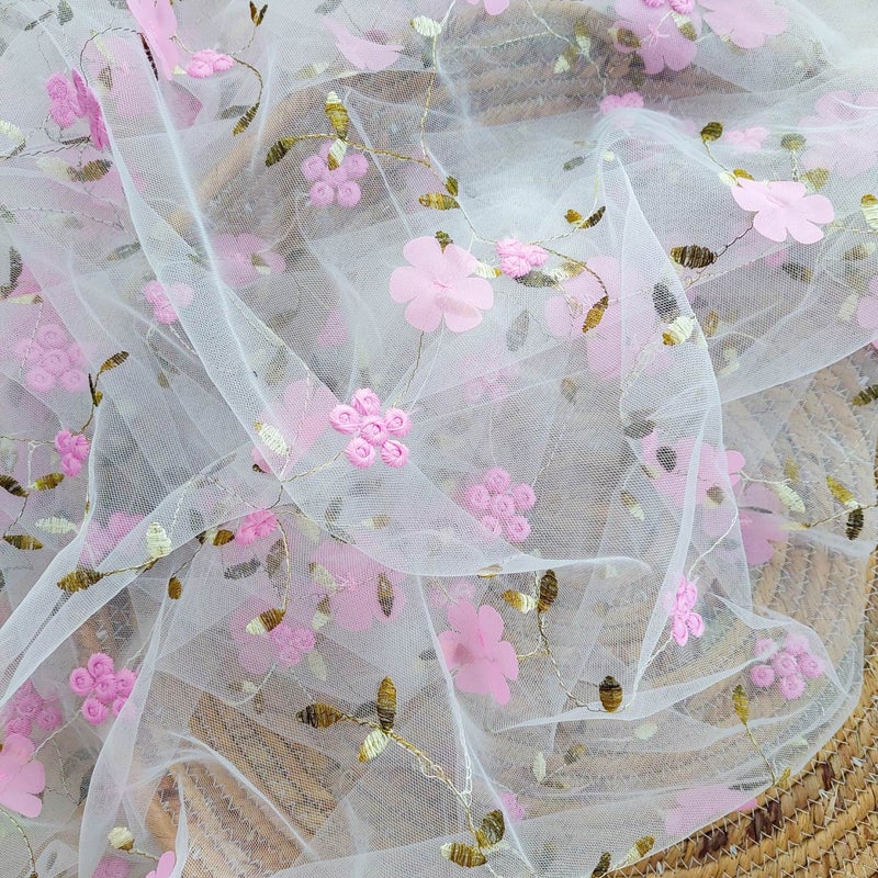 Pehme&auml; kukkatylli, pinkki & valkoinen