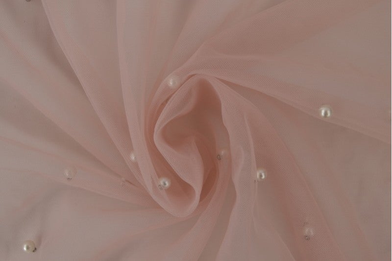 Pehme&auml; tylli helmill&auml;, vanha roosa