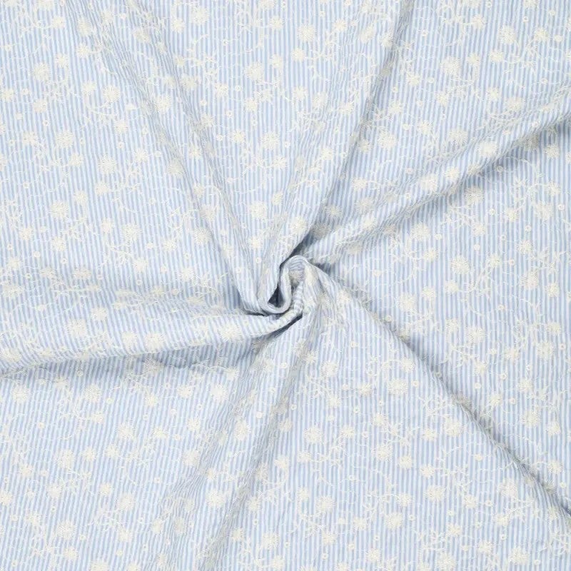 Kirjottu raidallinen puuvillakangas, sinivalkoinen